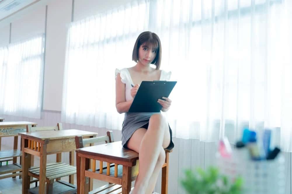 这个面试有点硬 剧情向游戏 演示图 1